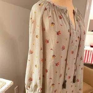 Pale Sky Floral Blouse/Tunic (S)
